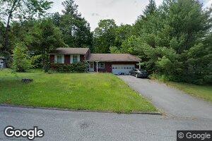 328 Carriage Hill Rd, Brattleboro, VT 05301