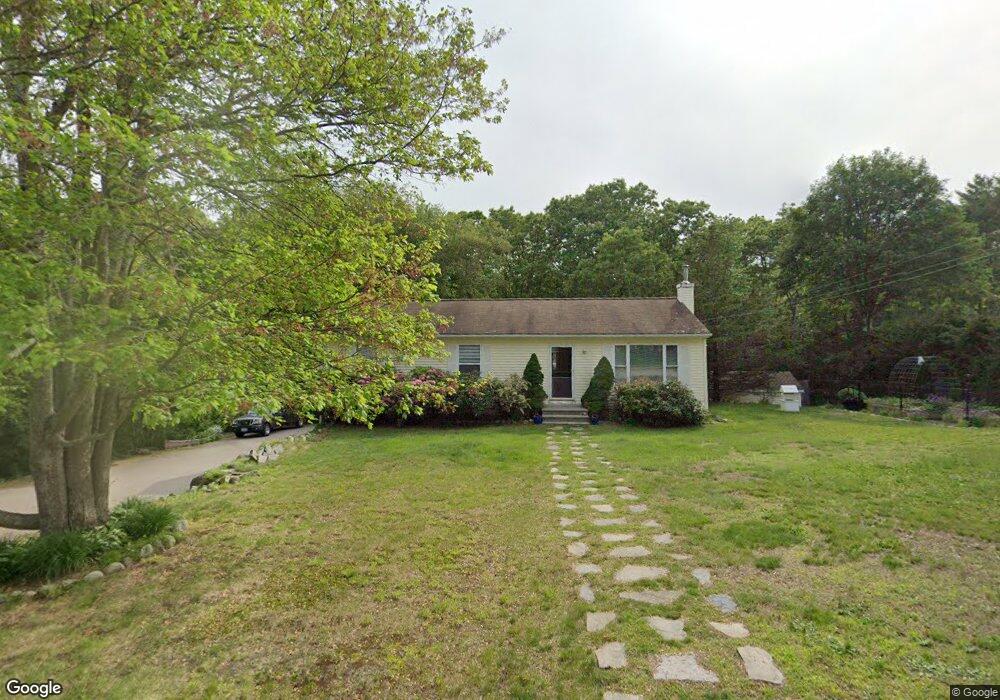 17 Mohegan Trail, Westerly, RI 02891 - photo 1