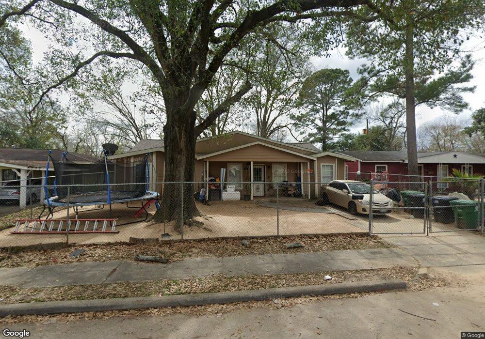 5230 Kingsbury St, Houston, TX 77021 - photo 1