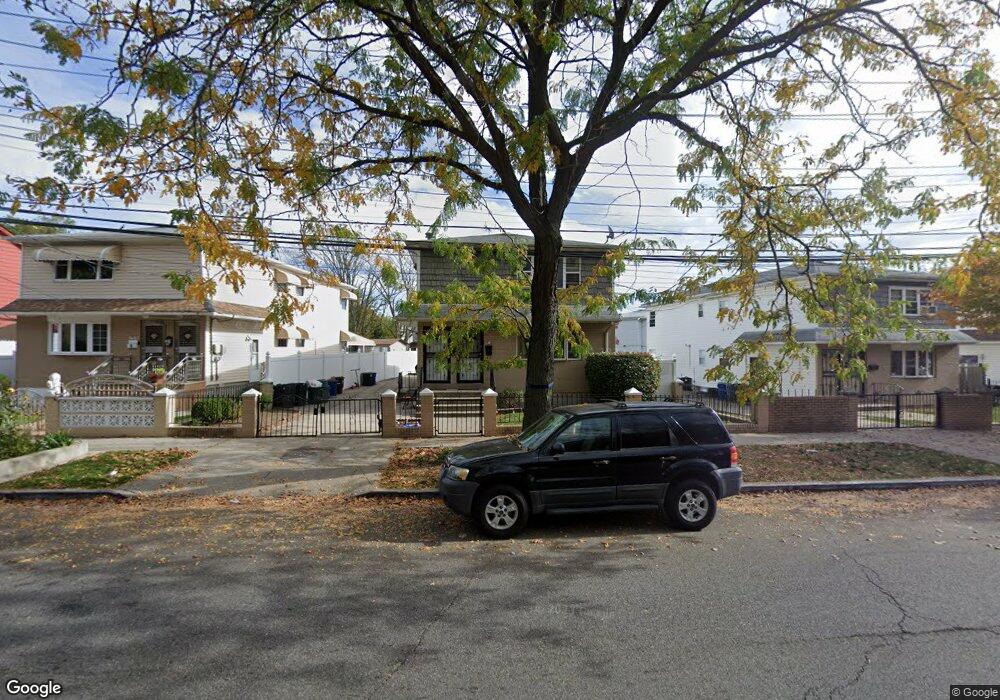 17518 Baisley Blvd, Jamaica, NY 11434 - photo 1