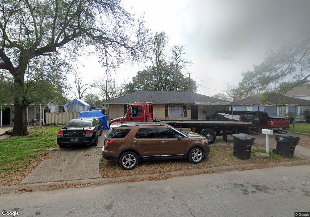 2948 Fleetwood St, Houston, TX 77093 - photo 1