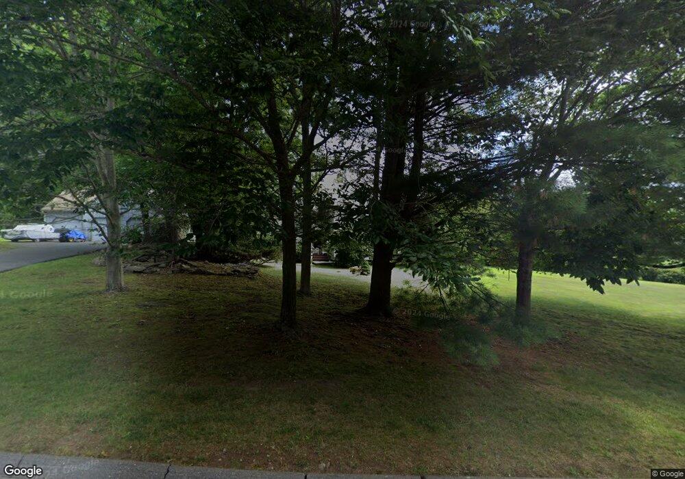 8 Stone Hill Rd, Bloomfield, CT 06002 - photo 1