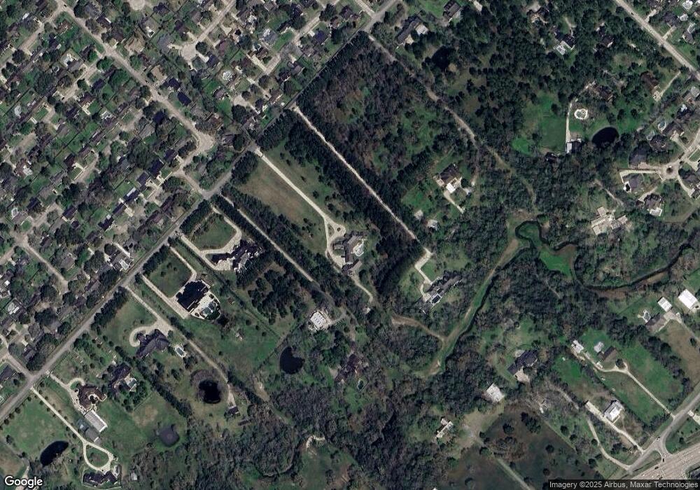 8 Wilderness Trail, Friendswood, TX 77546 - photo 1