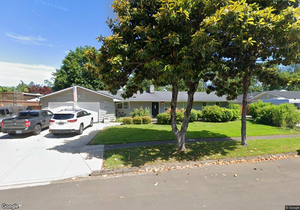 2521 Sharon Way, Eugene, OR 97401 - photo 1