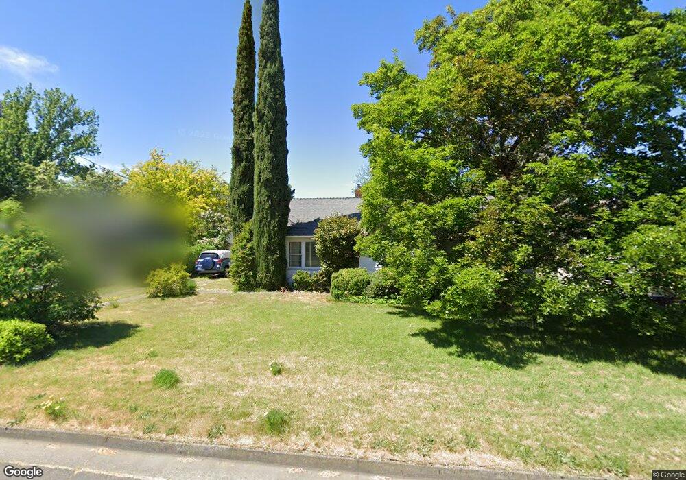 1532 Cloverlawn Dr, Grants Pass, OR 97527 - photo 1