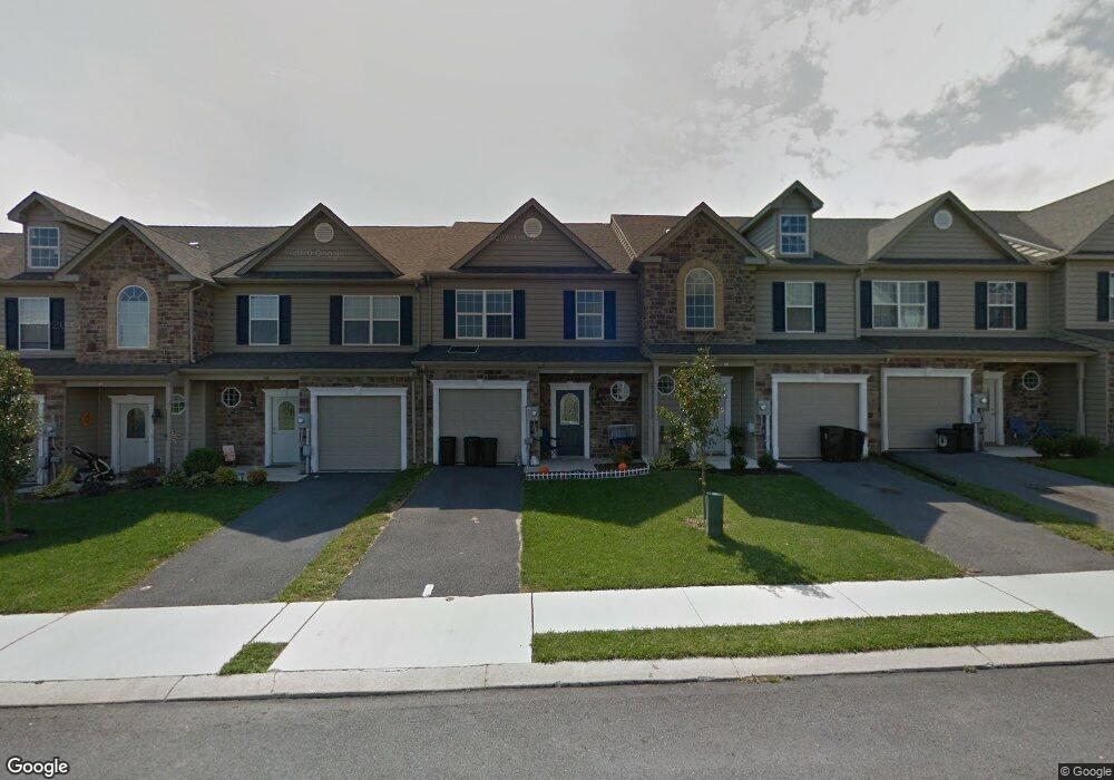 408 Channing Dr, Chambersburg, PA 17201 - photo 1