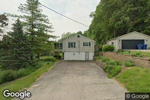 348 Valley View Dr, East Moline, IL 61244