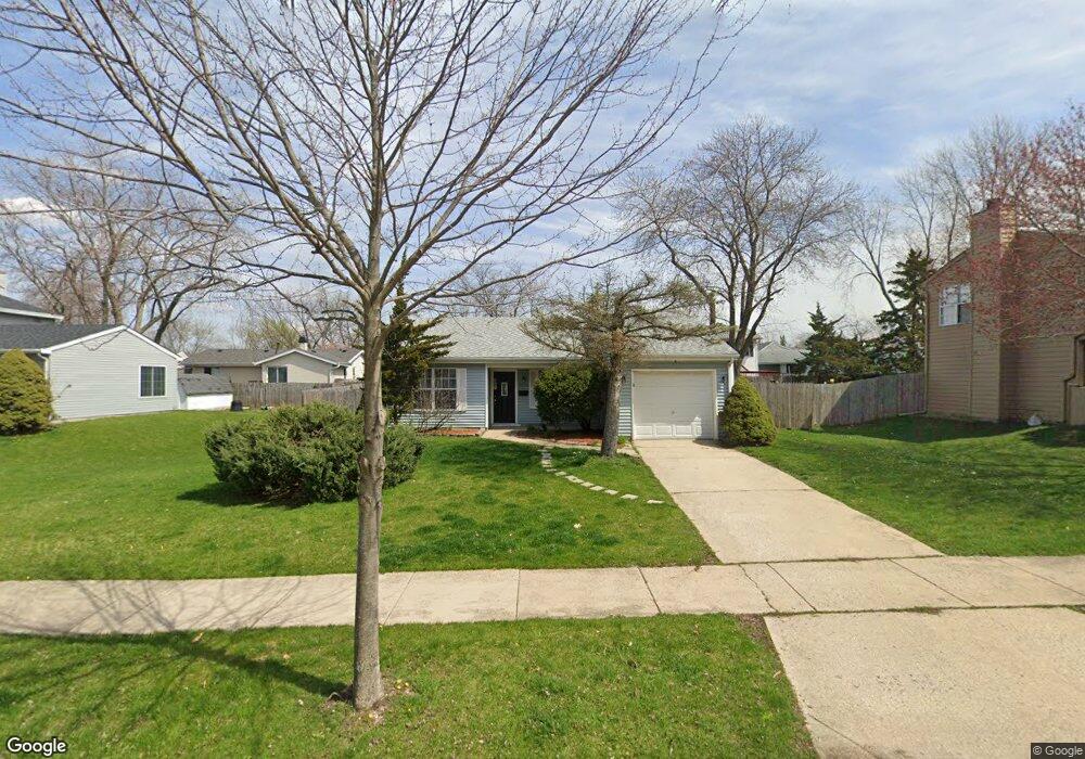 1255 Foxcroft Dr unit 1, Aurora, IL 60506 - photo 1