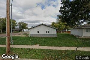 104 N Mary St, Parkston, SD 57366