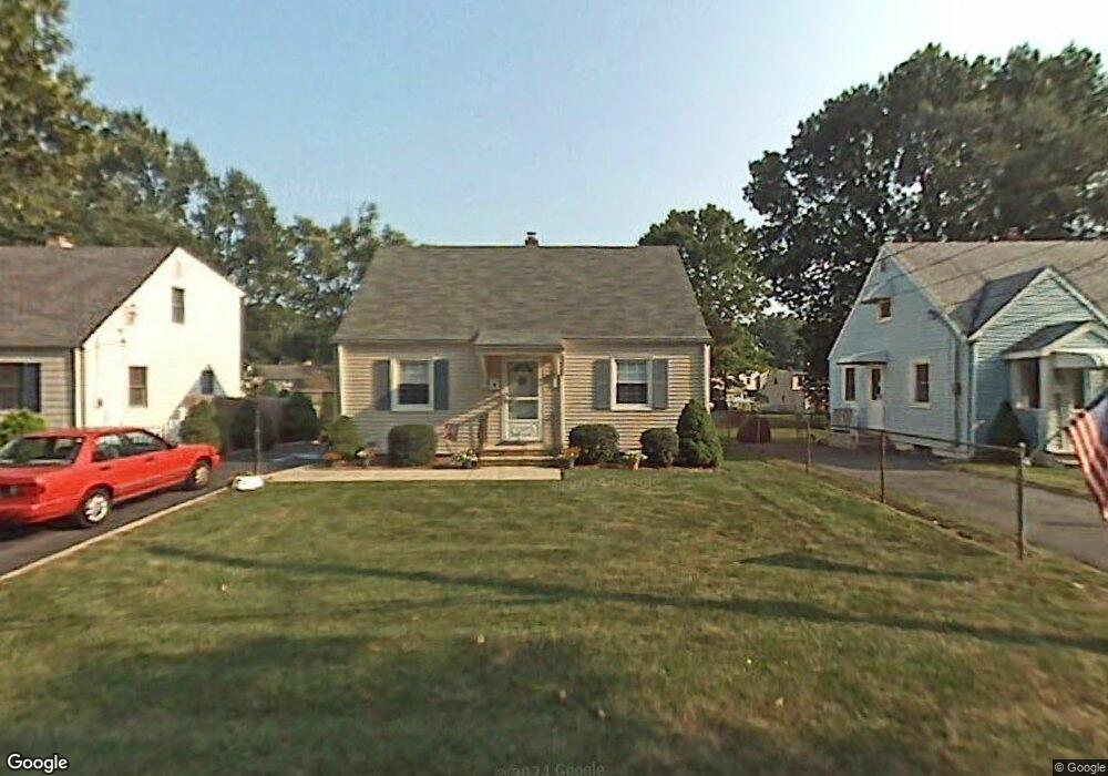 22 Alice Ln, Clark, NJ 07066 - photo 1