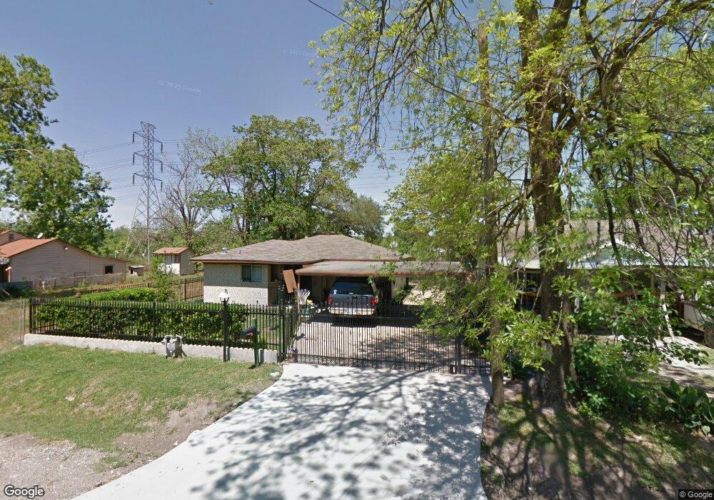 3227 Creston Dr, Houston, TX 77026 - photo 1
