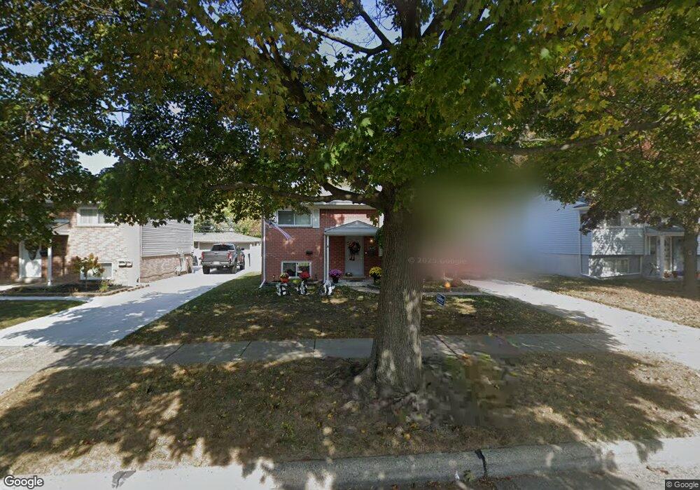 15639 Dugan St, Roseville, MI 48066 - photo 1