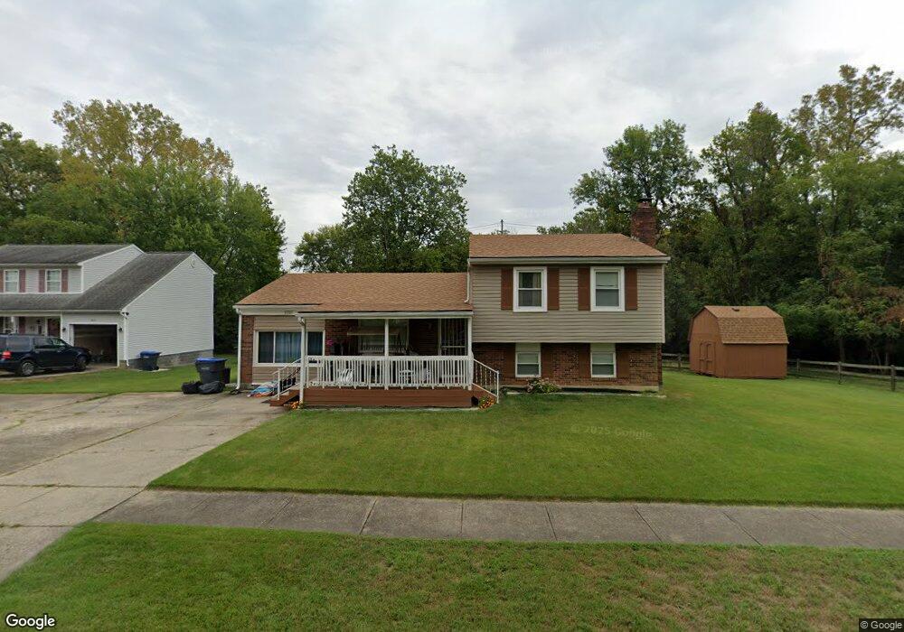 8801 William Penn Way, Louisville, KY 40228 - photo 1