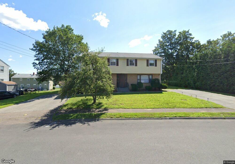 79 Lee St, Stoneham, MA 02180 - photo 1