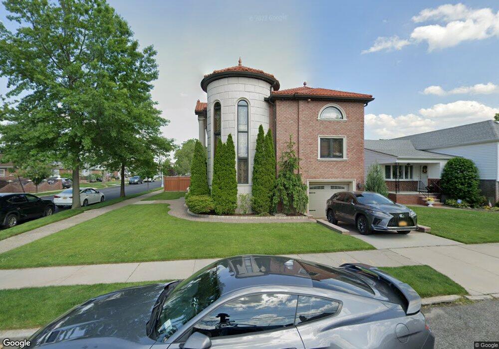 2503 Murray St, Flushing, NY 11354 - photo 1