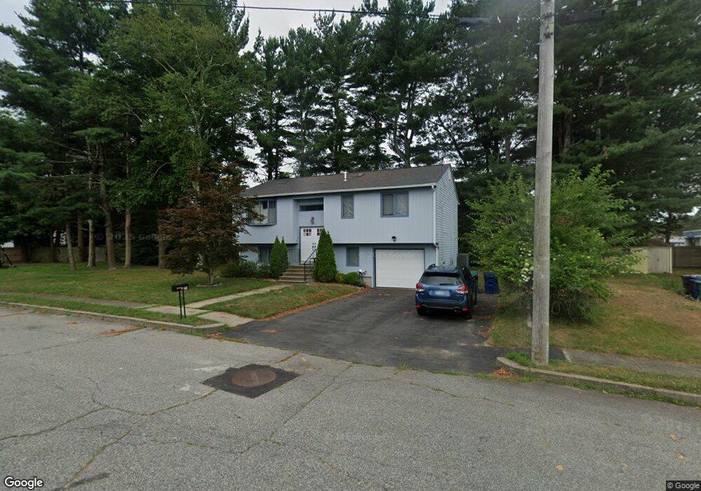 25 Deirdra Ct, Warwick, RI 02889 - photo 1