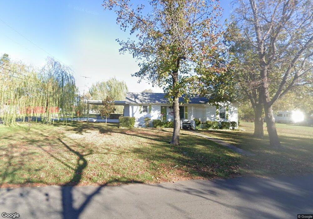 1201 E Jefferson St, Hugo, OK 74743 - photo 1