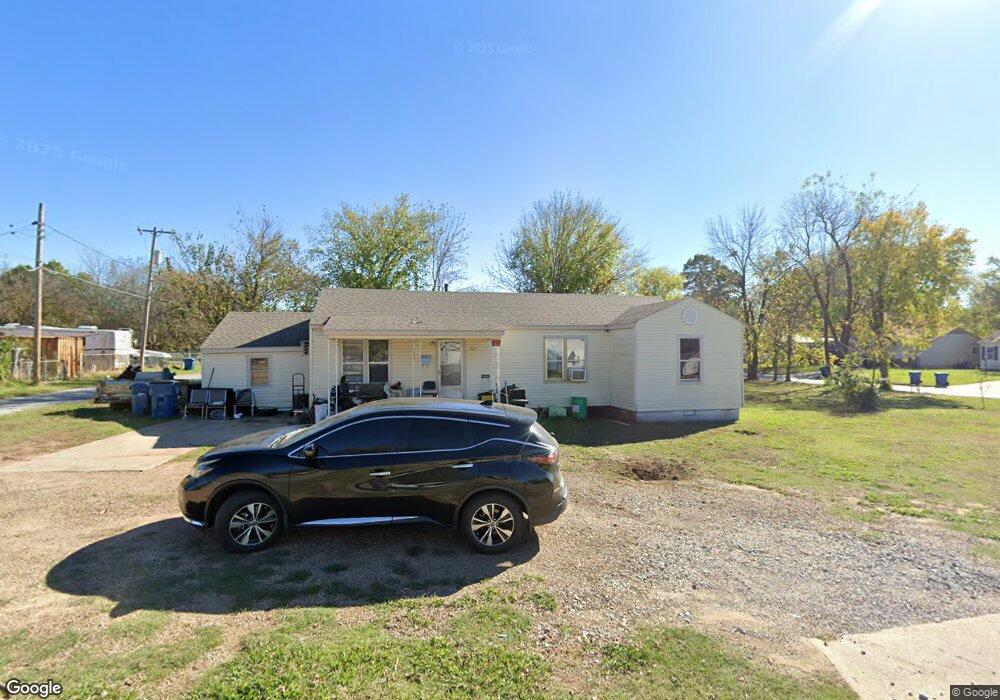 404 S 10th St, McAlester, OK 74501 - photo 1