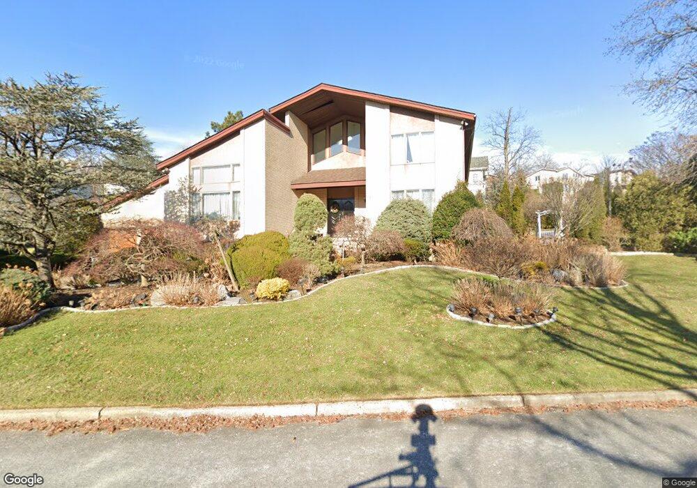137 Jenkins Dr, Englewood Cliffs, NJ 07632 - photo 1