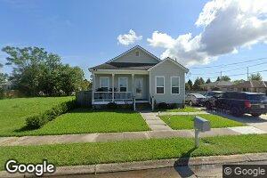 4601 Sandalwood St, New Orleans, LA 70127