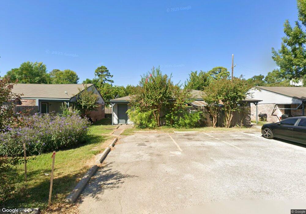 8615 Bart Ln unit E, Houston, TX 77040 - photo 1