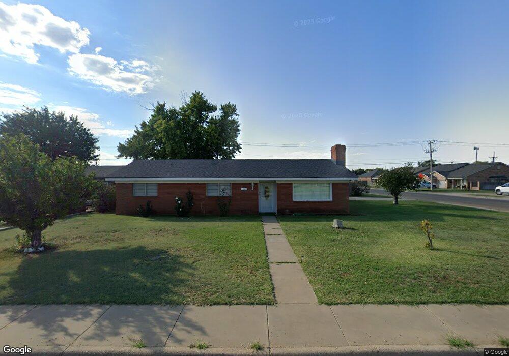 1100 Walnut St, Dumas, TX 79029 - photo 1