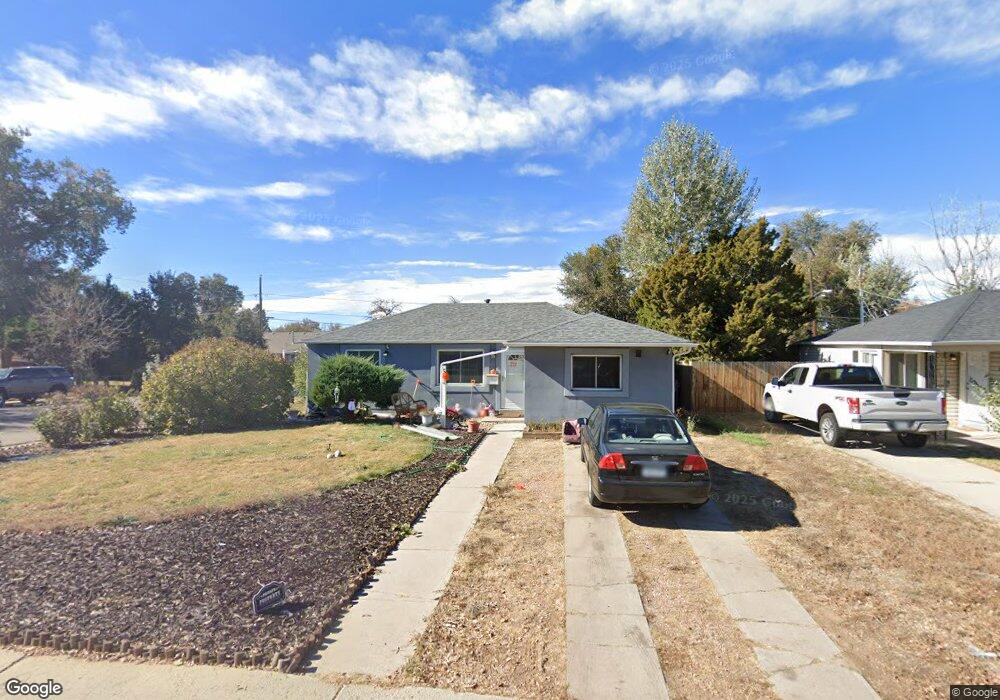 1705 Hanover St, Aurora, CO 80010 - photo 1