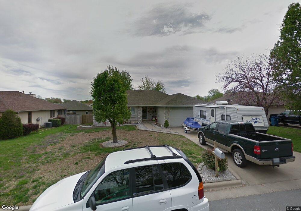 908 Erin Ct, Nixa, MO 65714 - photo 1