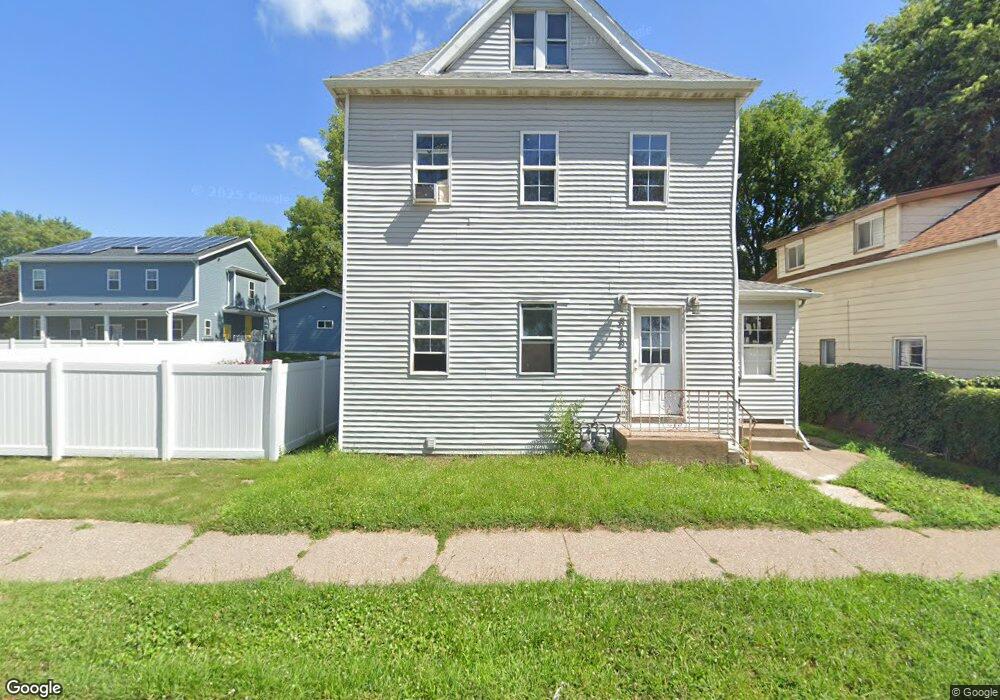 818 W 5th St, Davenport, IA 52802 - photo 1