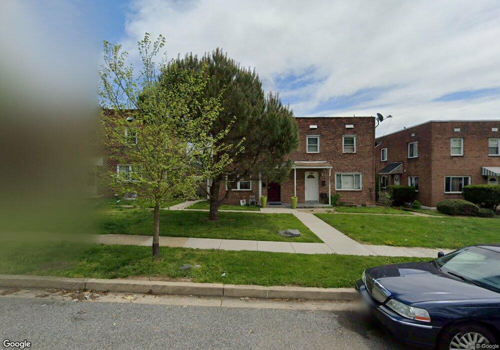 8535 Chestnut Oak Rd, Parkville, MD 21234 - photo 1