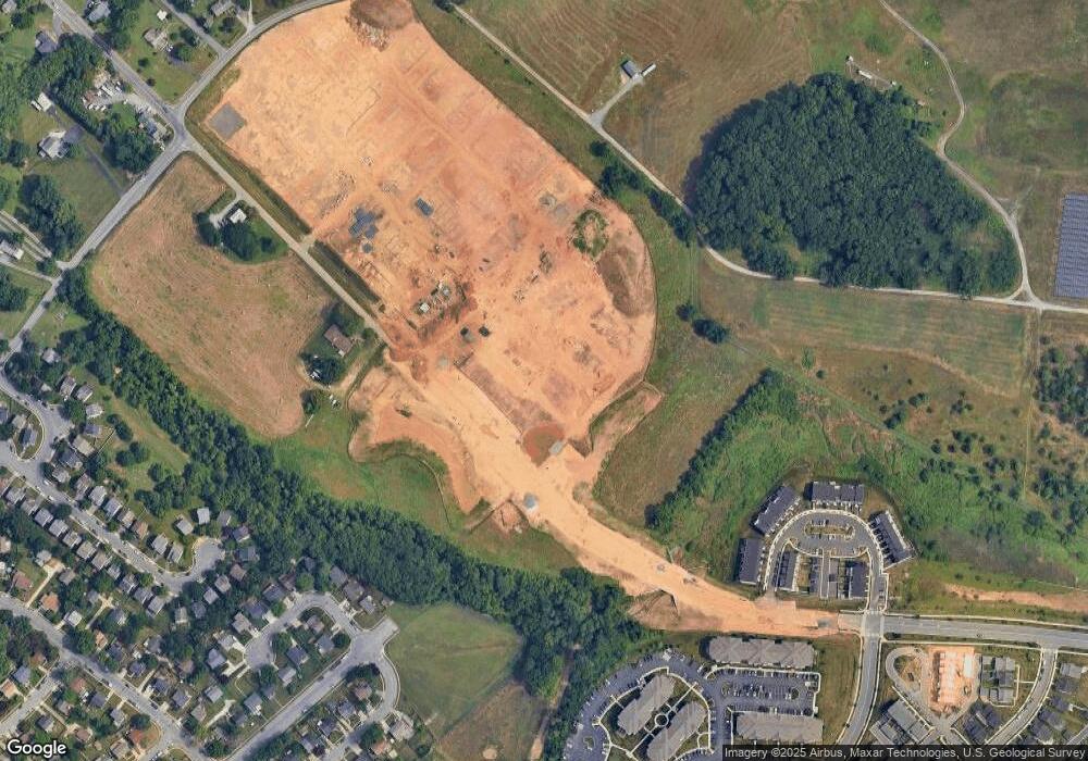 1612 Blacksmith Way unit 104, Frederick, MD 21702 - photo 1