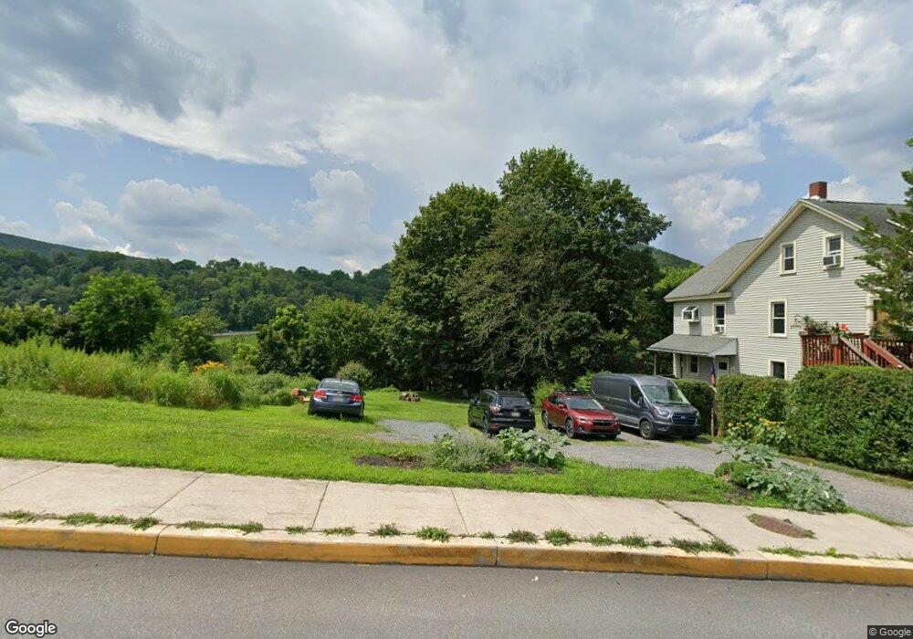 51 W Front St, Jim Thorpe, PA 18229 - photo 1