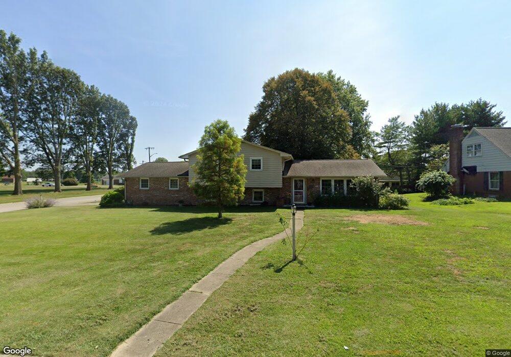 4361 Kennedy Ct, Columbus, IN 47203 - photo 1