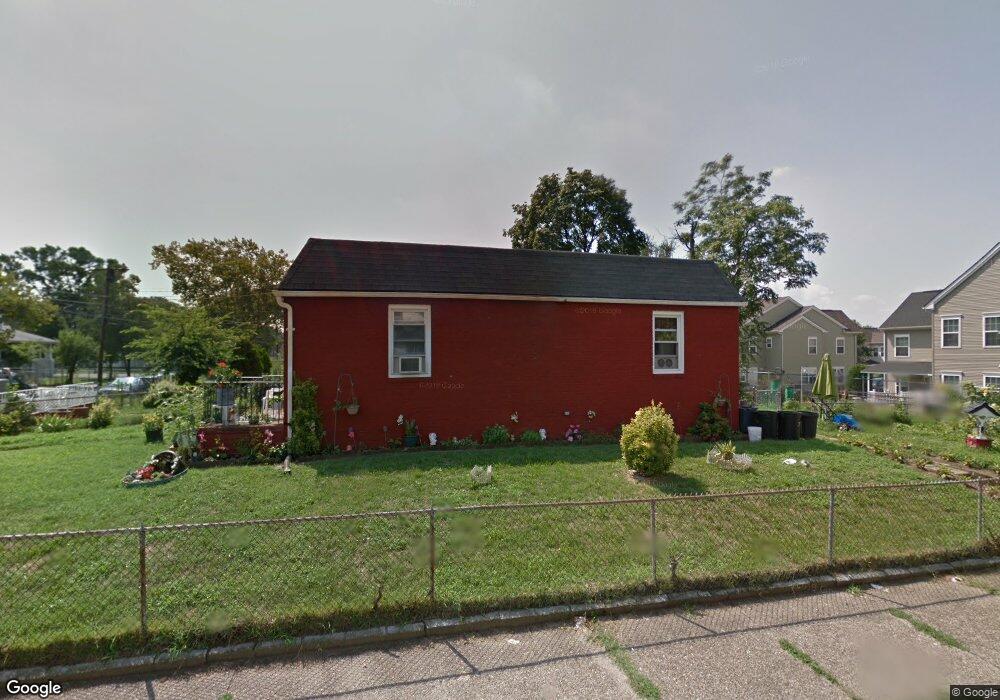 571 N 32nd St, Camden, NJ 08105 - photo 1