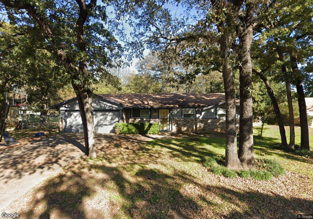 144 Oakhurst Dr, Bedford, TX 76022 - photo 1