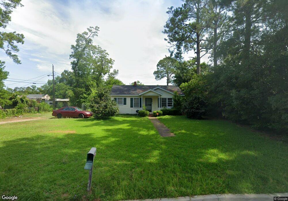 1815 W Whitney Ave, Albany, GA 31707 - photo 1