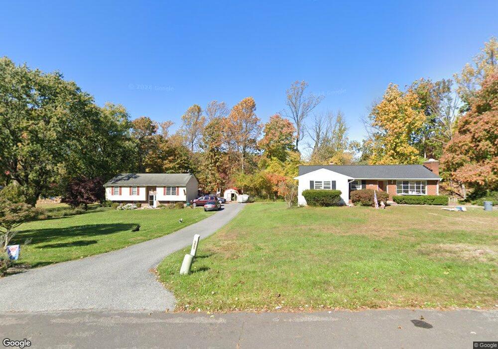 5622 Mineral Hill Rd, Sykesville, MD 21784 - photo 1