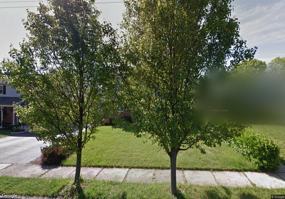 113 Greenbrier Ln, Havertown, PA 19083 - photo 1