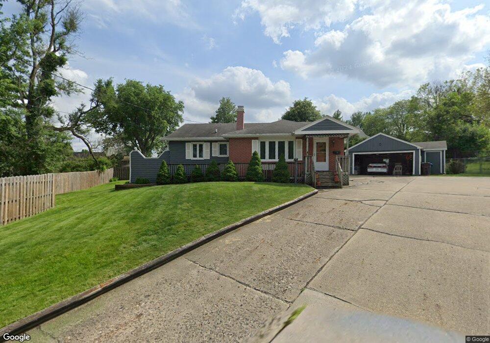 5614 Rutland Ave, Des Moines, IA 50311 - photo 1