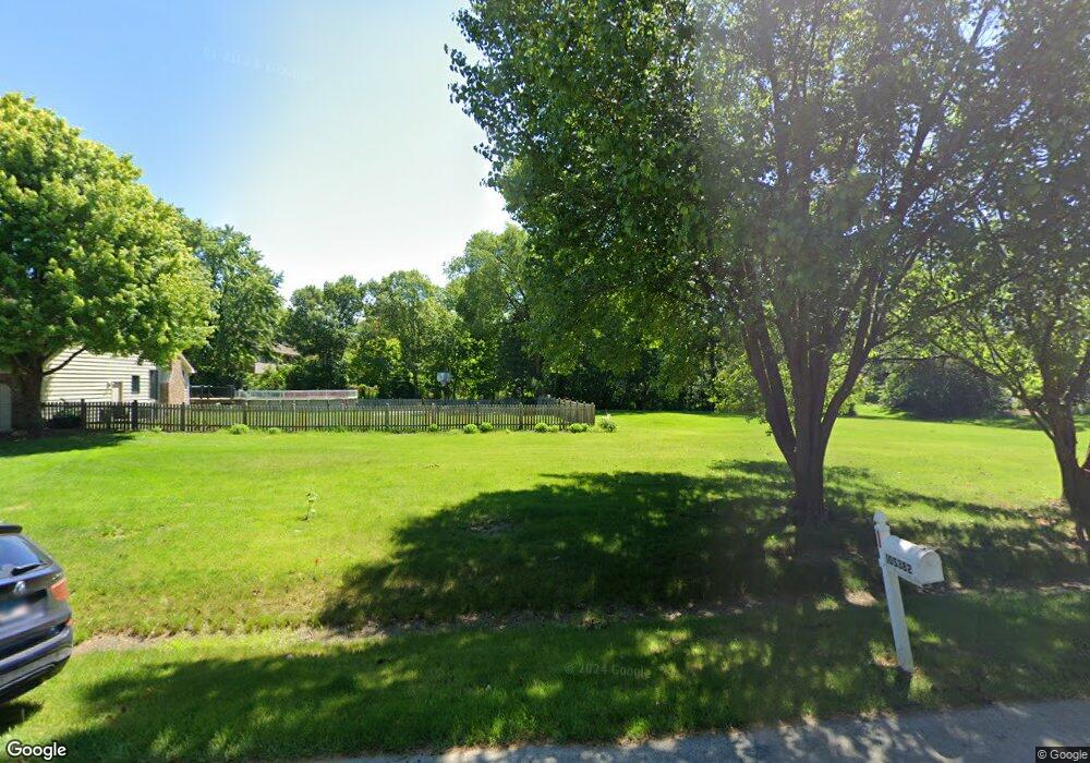 10S375 Curtis Ln, Naperville, IL 60564 - photo 1