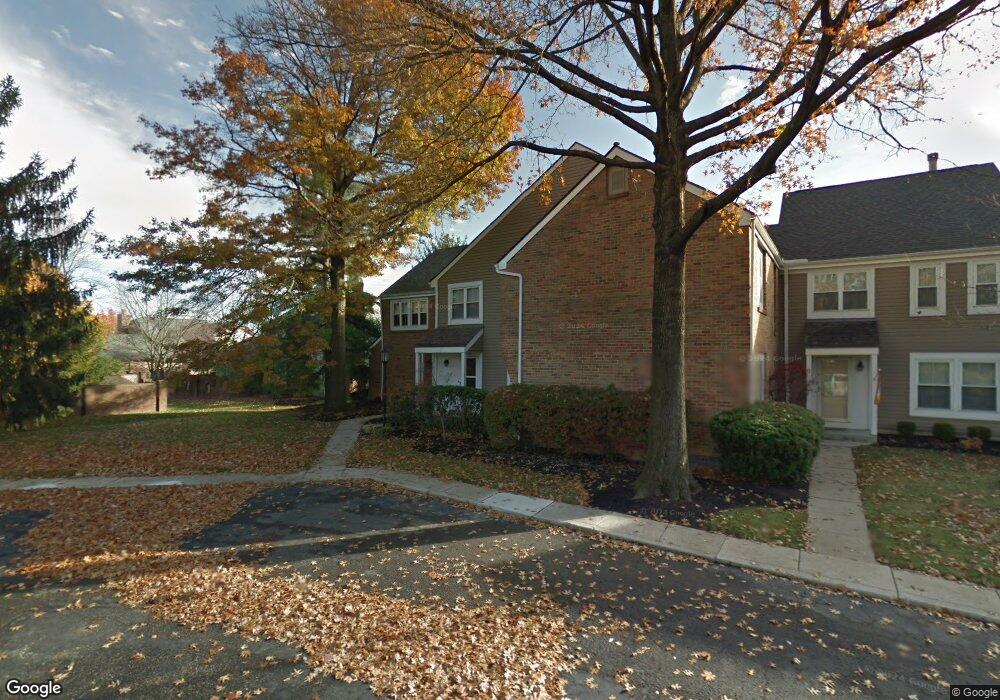 5572 Chowning Way, Columbus, OH 43213 - photo 1