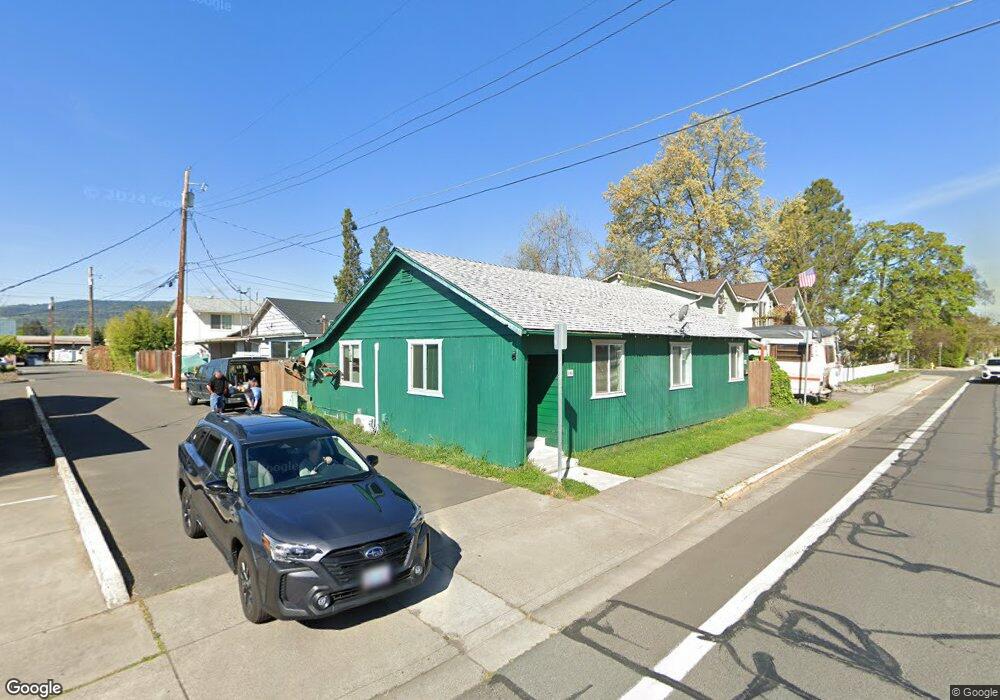 134 Laurel St, Central Point, OR 97502 - photo 1