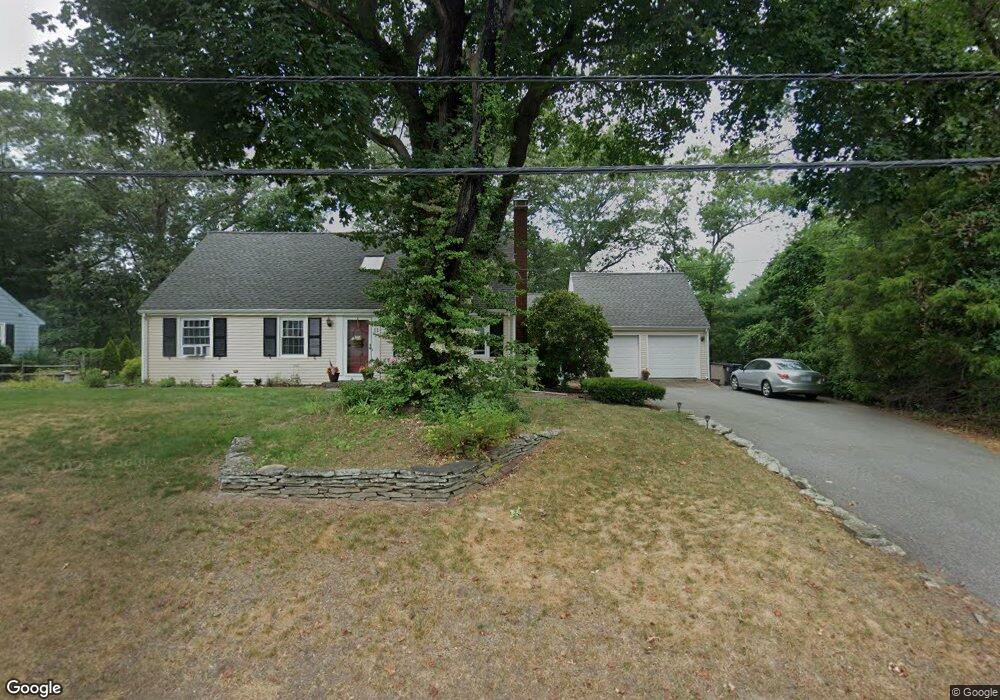 11 Esek Hopkins Ln, Cumberland, RI 02864 - photo 1