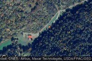 8 Road Run Rd, Orma, WV 25268