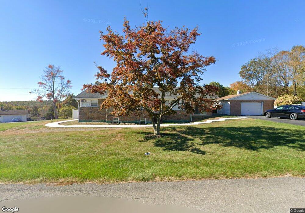 1010 Tara View Dr, Stroudsburg, PA 18360 - photo 1