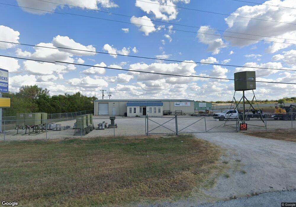 7820 N Ih 35, San Marcos, TX 78666 - photo 1