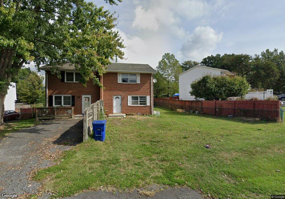 611 W 11th St, Front Royal, VA 22630 - photo 1