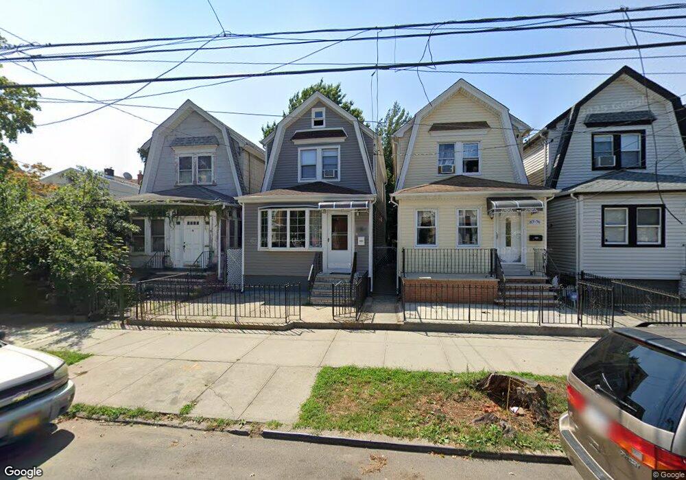 8778 108th St, Richmond Hill, NY 11418 - photo 1