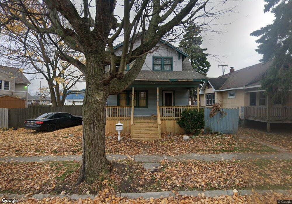 616 Tunnel St, Port Huron, MI 48060 - photo 1