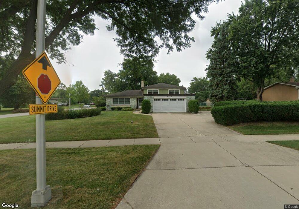 305 E Wise Rd, Schaumburg, IL 60193 - photo 1